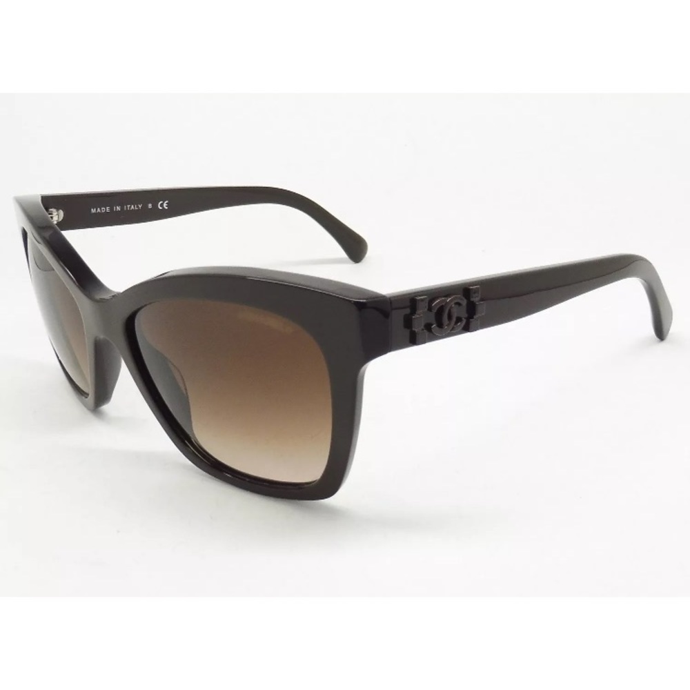 Authentic Chanel Sunglasses w/ Chanel case